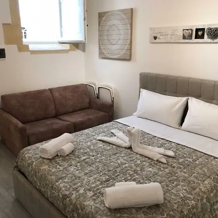Ortigia Guest house 4*