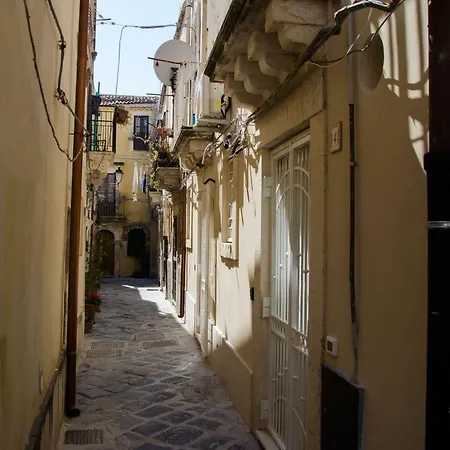 Ortigia * Syracuse