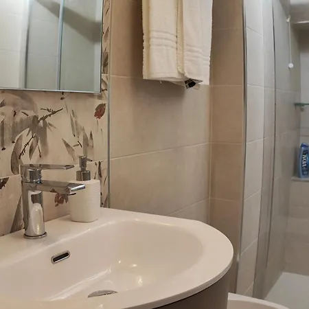 بيت ضيافة Ortigia 4*