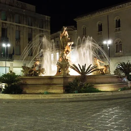 بيت ضيافة Ortigia